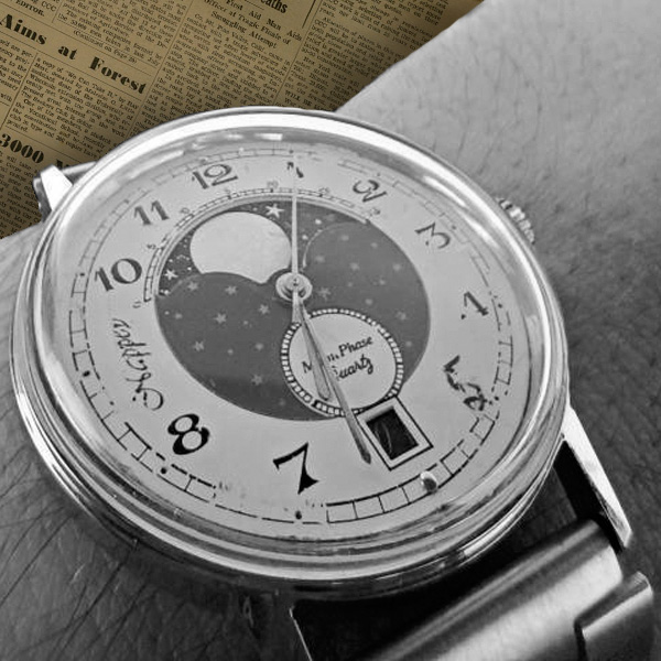 Moon Phase Nappey watch